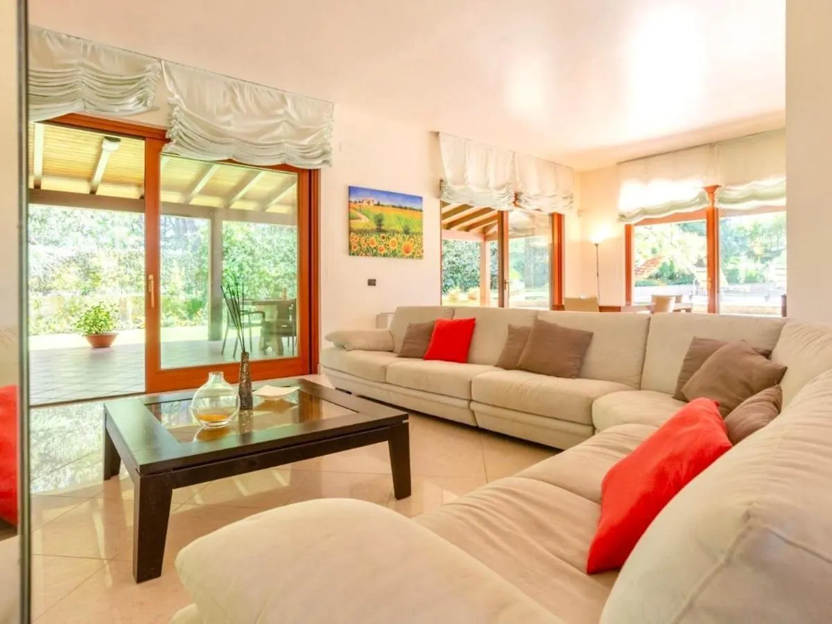 Villa Vittoria By Interhome Valderice